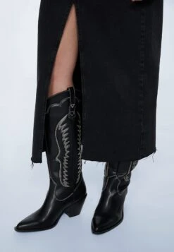 Stradivarius LANGER IM COMFORT-FIT - Jeansrock - Black Denim 8 Stradivarius LANGER IM COMFORT-FIT - Jeansrock - Black Denim -Stradivarius Deutschland Verkaufs-Shop 4a662584e1084bb591d3288470370ab0