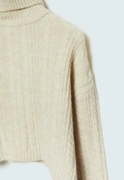 Stradivarius CROPPED MIT ZOPFMUSTER - Strickpullover - Off White -Stradivarius Deutschland Verkaufs-Shop 4ad207443a7d4d2aadab4e071dc97032