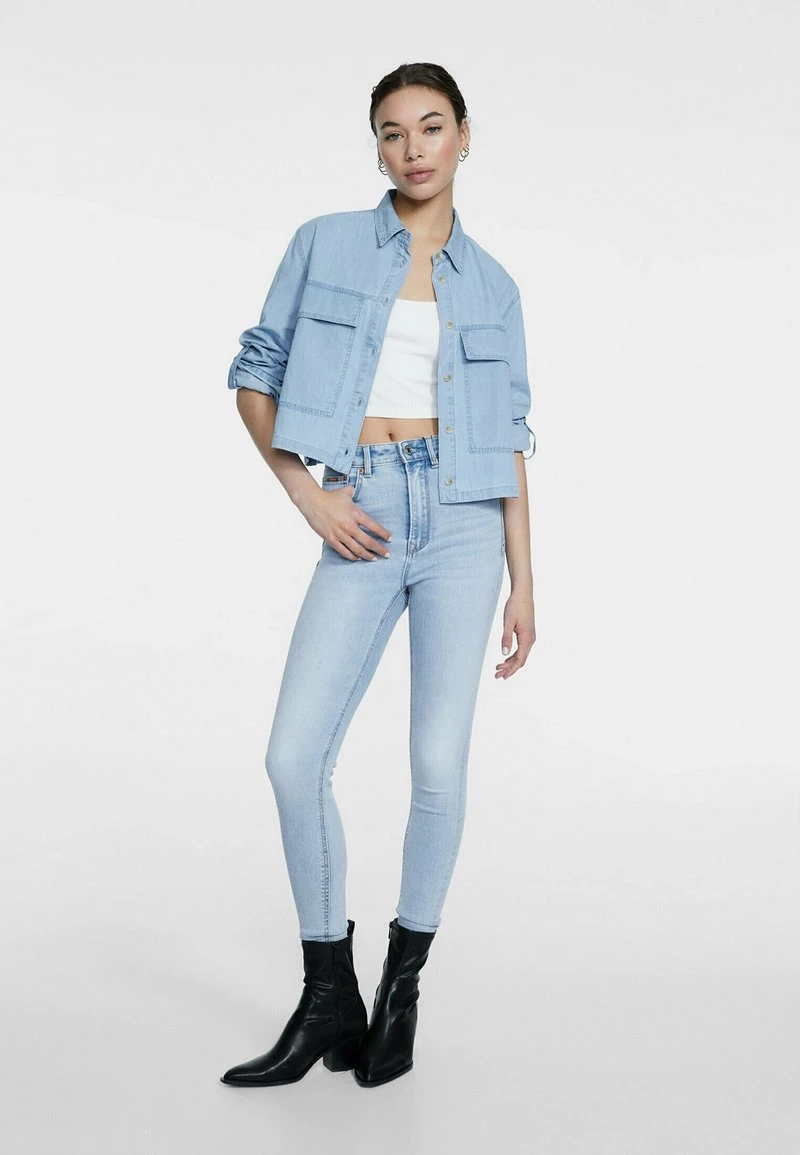 Stradivarius UTILITY - Hemdbluse - Light Blue 2 Stradivarius UTILITY - Hemdbluse - Light Blue – Bild 2