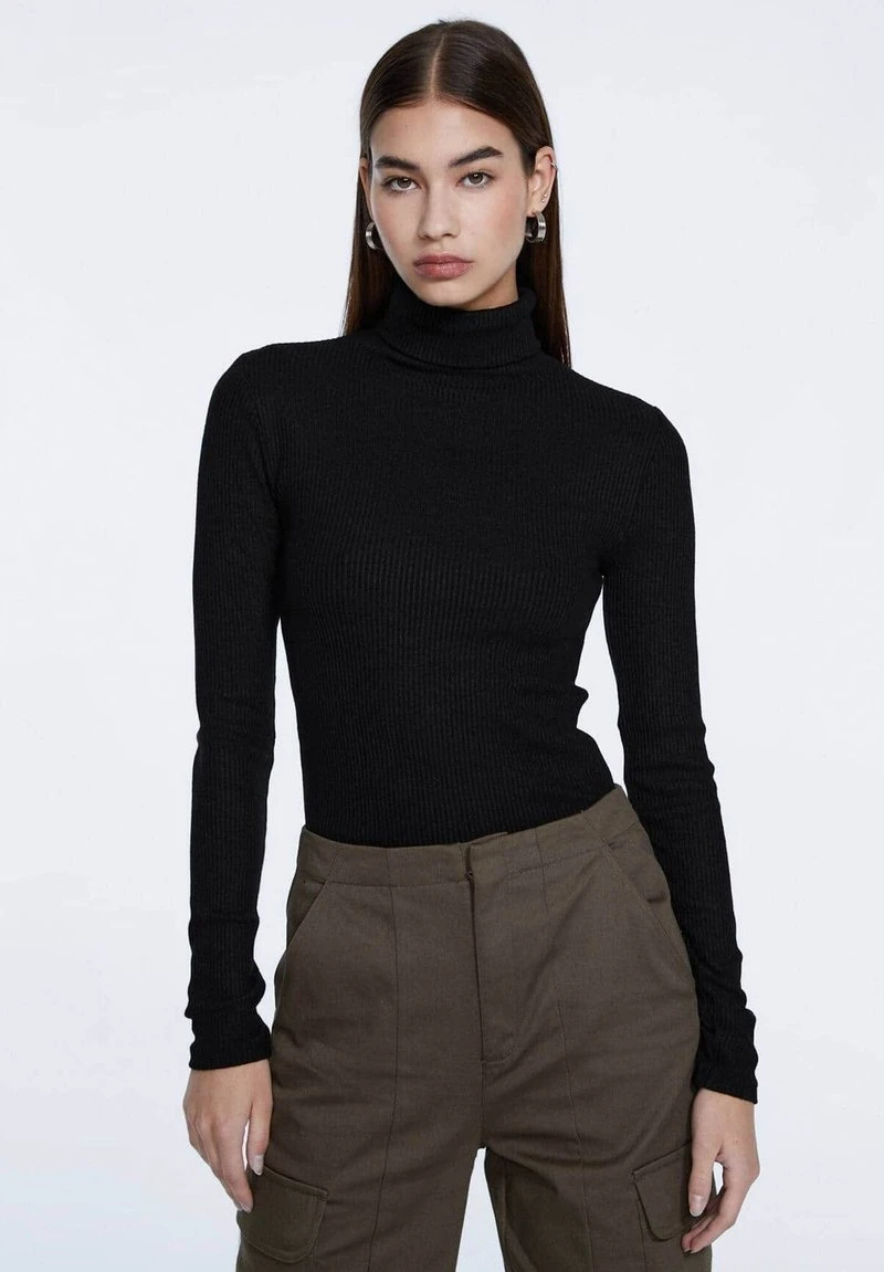 Stradivarius MIT ROLLKRAGEN - Strickpullover - Black 1 Stradivarius MIT ROLLKRAGEN - Strickpullover - Black