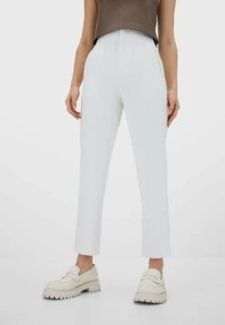 Stradivarius ELEGANTE - Stoffhose - Off White 11 Stradivarius ELEGANTE - Stoffhose - Off White -Stradivarius Deutschland Verkaufs-Shop 4e4799b98d554d1db37ed58511efd81b 1