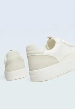 Stradivarius CONTRAST - Sneaker Low - White -Stradivarius Deutschland Verkaufs-Shop 4ff0d02558284490add8bb1a6c0fc774