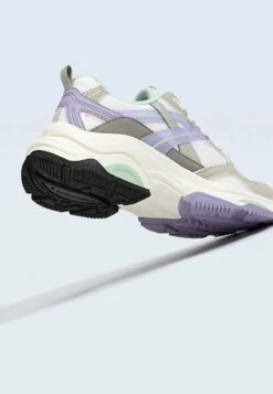 Stradivarius MIT MEHREREN ELEMENTEN - Sneaker Low - Grey 10 Stradivarius MIT MEHREREN ELEMENTEN - Sneaker Low - Grey -Stradivarius Deutschland Verkaufs-Shop 539f5df064644b66a9c61317c39ab4d4