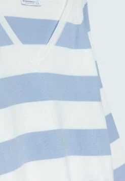 Stradivarius BASIC - Strickpullover - Blue 11 Stradivarius BASIC - Strickpullover - Blue -Stradivarius Deutschland Verkaufs-Shop 53e7e81b45354528bc15c4445559d28d