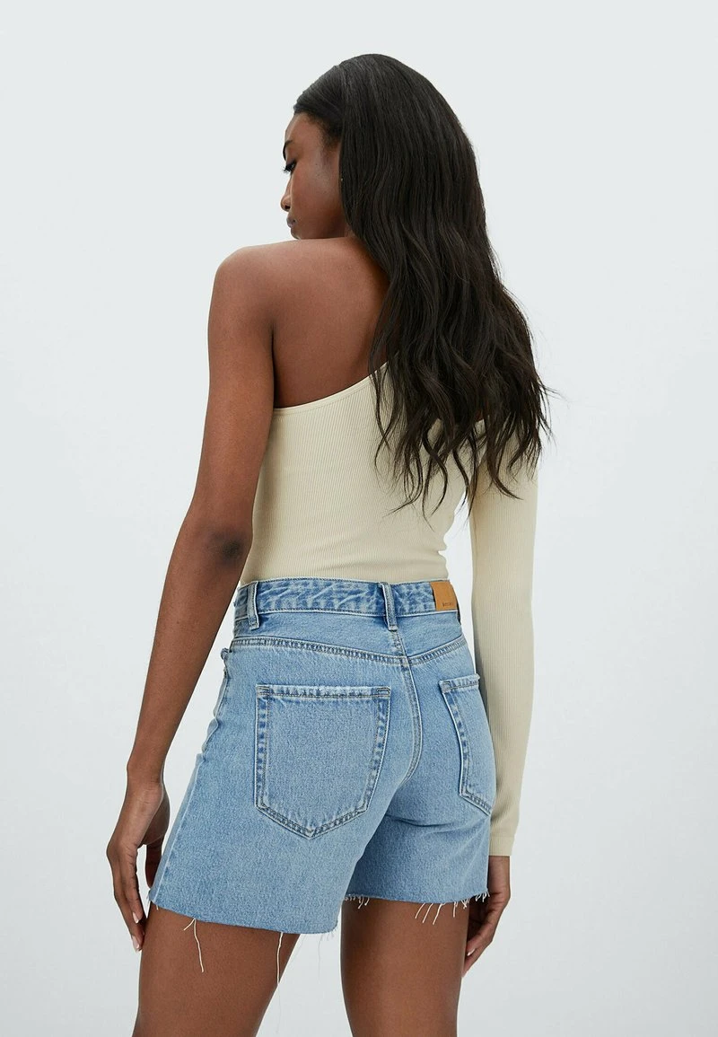 Stradivarius LOW WAIST BERMUDA - Jeans Shorts - Blue Denim 3 Stradivarius LOW WAIST BERMUDA - Jeans Shorts - Blue Denim – Bild 3