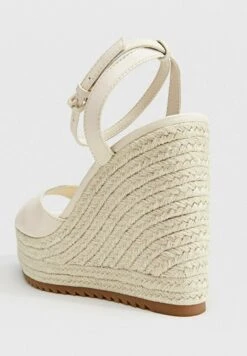 Stradivarius Espadrille - Off White -Stradivarius Deutschland Verkaufs-Shop 55a8f59bcea34b09b76c92238ac79a35