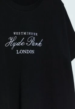 Stradivarius EMBROIDERED - T-Shirt Print - Black 11 Stradivarius EMBROIDERED - T-Shirt Print - Black -Stradivarius Deutschland Verkaufs-Shop 564fcf6024224e32bcf4ab144cd482e4