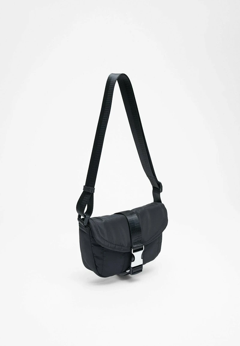 Stradivarius TECHNICAL MINI - Umhängetasche - Black 6 Stradivarius TECHNICAL MINI - Umhängetasche - Black – Bild 6