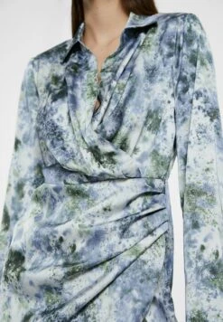 Stradivarius CROPPED PRINTED - Freizeitkleid - Khaki 9 Stradivarius CROPPED PRINTED - Freizeitkleid - Khaki -Stradivarius Deutschland Verkaufs-Shop 5a8edc01ae0540a9b8efb50ab123369b