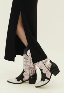 Stradivarius Bleistiftrock - Black -Stradivarius Deutschland Verkaufs-Shop 5e7126de7bb94530b65c2835c05ae6d8