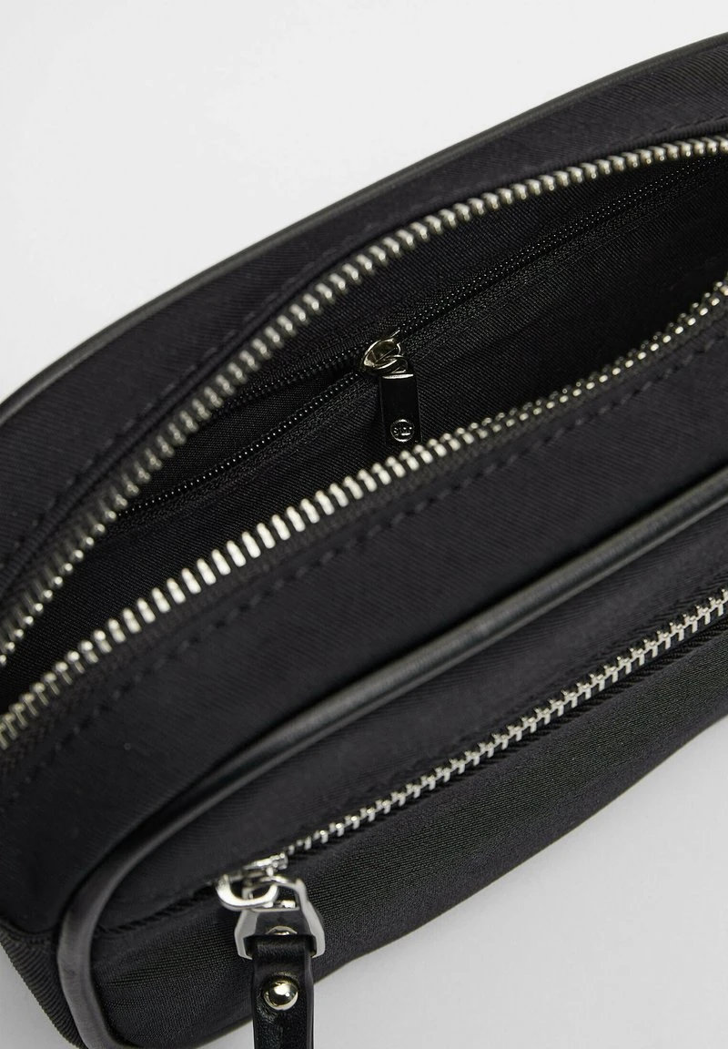 Stradivarius TWILL REPORTER - Umhängetasche - Black 5 Stradivarius TWILL REPORTER - Umhängetasche - Black – Bild 5