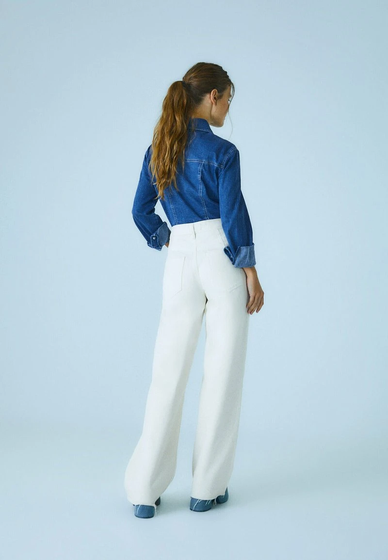 Stradivarius Jeans Straight Leg - Off White 3 Stradivarius Jeans Straight Leg - Off White – Bild 3