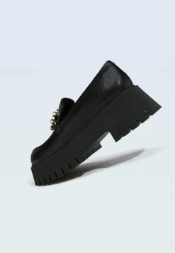 Stradivarius UND KETTE - Slipper - Black -Stradivarius Deutschland Verkaufs-Shop 62806b604c1d46d5aba06a96fa5a428a