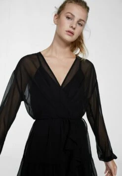 Stradivarius SHORT CHIFFON - Freizeitkleid - Black 9 Stradivarius SHORT CHIFFON - Freizeitkleid - Black -Stradivarius Deutschland Verkaufs-Shop 64931d649dce42899b2b968b8c1f1c7e