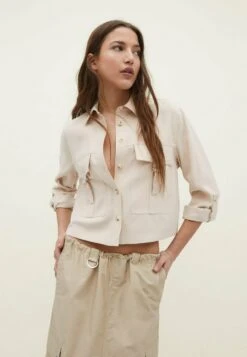 Stradivarius UTILITY - Leichte Jacke - Stone