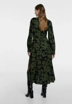 Stradivarius Blusenkleid - Khaki -Stradivarius Deutschland Verkaufs-Shop 6639d278d2754b2ebef301456f34e3e0