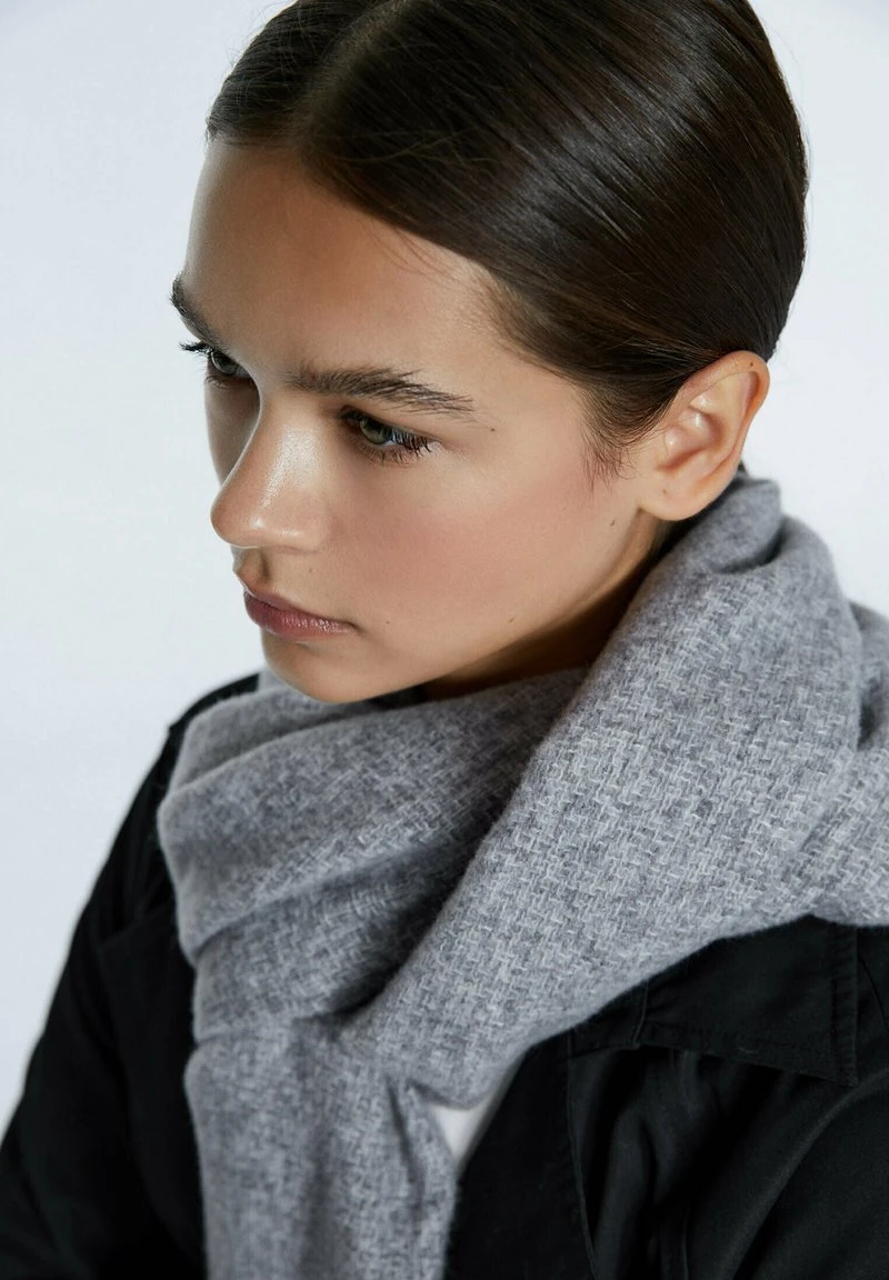 Stradivarius Schal - Grey 2 Stradivarius Schal - Grey – Bild 2