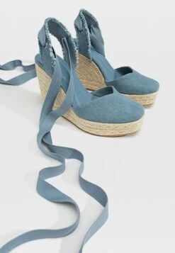 Stradivarius Keilsandalette - Blue 8 Stradivarius Keilsandalette - Blue -Stradivarius Deutschland Verkaufs-Shop 690ee727279d45c3a5ddbfbd608100e0