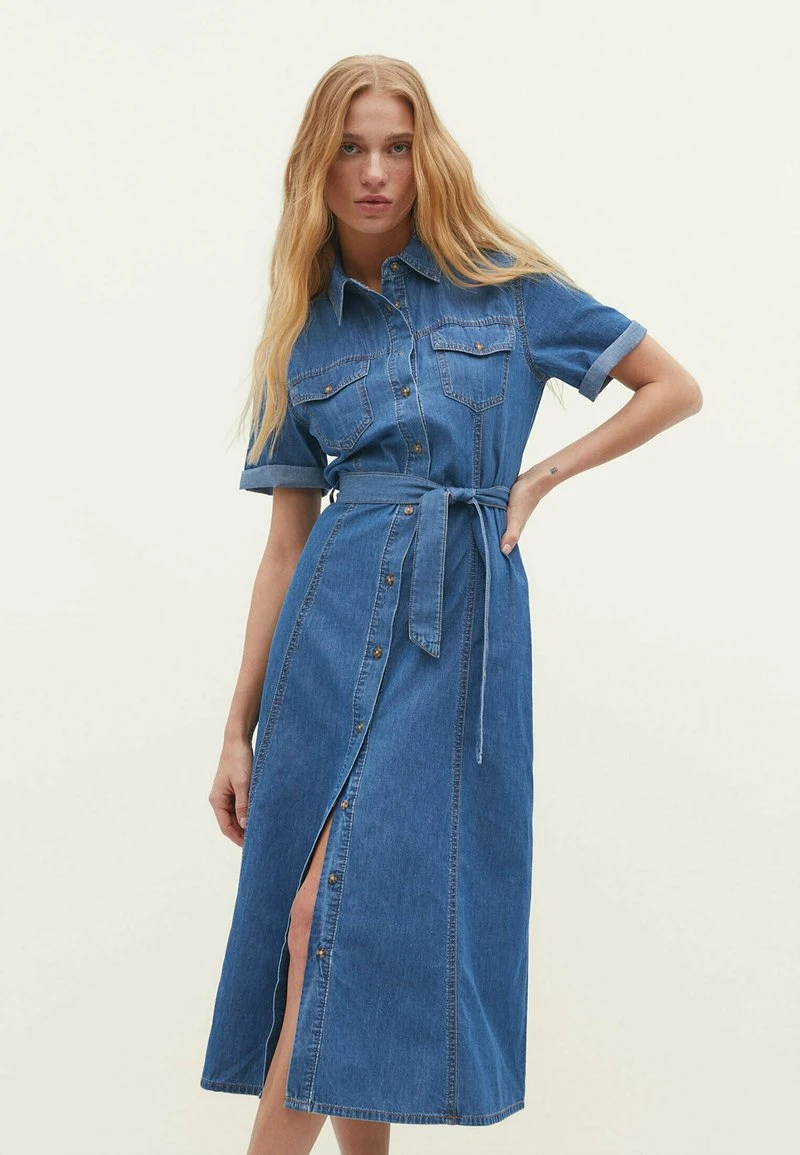 Stradivarius Jeanskleid - Light Blue 1 Stradivarius Jeanskleid - Light Blue