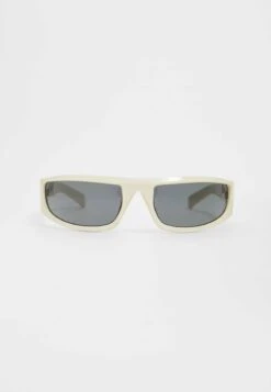 Stradivarius SPORTLICHE - Sonnenbrille - Off White 11 Stradivarius SPORTLICHE - Sonnenbrille - Off White -Stradivarius Deutschland Verkaufs-Shop 6c17cf1a8cea4bb09cb5efb7d582871b