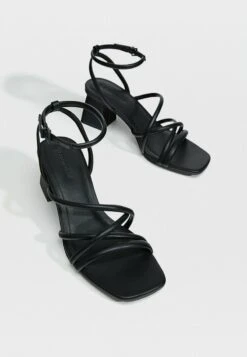 Stradivarius Riemensandalette - Black 8 Stradivarius Riemensandalette - Black -Stradivarius Deutschland Verkaufs-Shop 6c688781495242c0b269e734564bd3bb