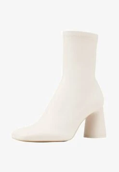 Stradivarius MIT ABSATZ - Stiefelette - Off White 9 Stradivarius MIT ABSATZ - Stiefelette - Off White -Stradivarius Deutschland Verkaufs-Shop 6d12f324969d4929aae1abb974b6ae6c 1
