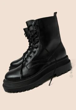 Stradivarius Schnürstiefelette - Black -Stradivarius Deutschland Verkaufs-Shop 6d3dd43270444e2db08d837fb584cb91