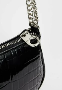 Stradivarius MINI - Umhängetasche - Black 8 Stradivarius MINI - Umhängetasche - Black -Stradivarius Deutschland Verkaufs-Shop 7085bbd2a0a045ac81be84f488c0781f