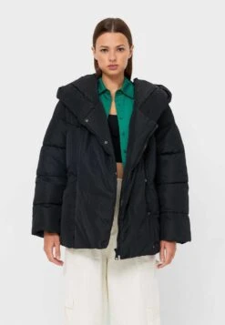 Stradivarius Winterjacke - Black