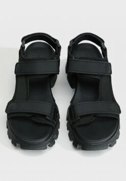 Stradivarius FLAT SPORTY - Plateausandalette - Black 9 Stradivarius FLAT SPORTY - Plateausandalette - Black -Stradivarius Deutschland Verkaufs-Shop 7496be8519b34b47b2f77c7b9b60a665