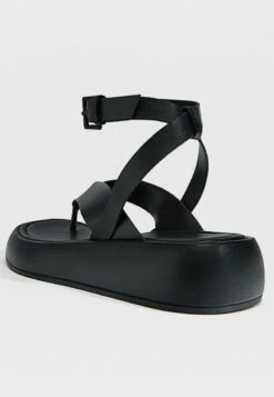 Stradivarius TIED - Riemensandalette - Black 8 Stradivarius TIED - Riemensandalette - Black -Stradivarius Deutschland Verkaufs-Shop 76f6238c0a494abe8e78804757a9ce4d