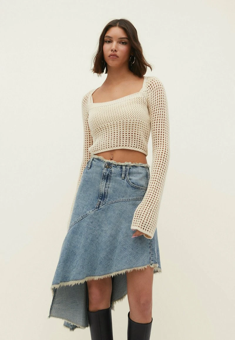 Stradivarius ASYMMETRIC WITH RUFFLE TRIM - Jeansrock - Blue Denim 1 Stradivarius ASYMMETRIC WITH RUFFLE TRIM - Jeansrock - Blue Denim