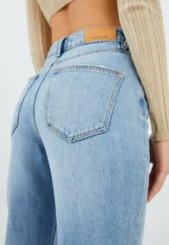 Stradivarius Jeans Straight Leg - Light Blue 9 Stradivarius Jeans Straight Leg - Light Blue -Stradivarius Deutschland Verkaufs-Shop 7e4ae1fc7fce475eb02824edbb2b9522