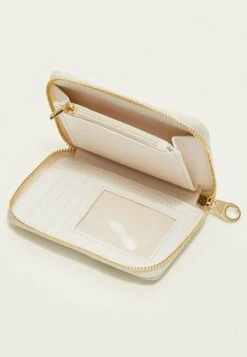 Stradivarius WITH A MYSTICAL PRINT - Geldbörse - Off White 8 Stradivarius WITH A MYSTICAL PRINT - Geldbörse - Off White -Stradivarius Deutschland Verkaufs-Shop 7e4d32766adc4ee5930a66c3be0de972