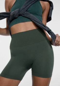 Stradivarius SEAMLESS SPORTY - Shorts - Khaki 9 Stradivarius SEAMLESS SPORTY - Shorts - Khaki -Stradivarius Deutschland Verkaufs-Shop 7e9396d46b544cb78d83a0090c247246