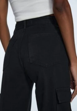 Stradivarius Cargohose - Black 9 Stradivarius Cargohose - Black -Stradivarius Deutschland Verkaufs-Shop 804253250ff34baea5763839766017de