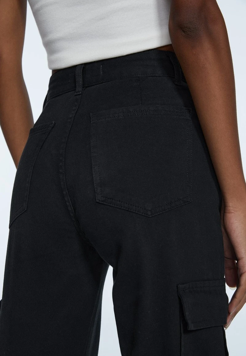 Stradivarius Cargohose - Black 4 Stradivarius Cargohose - Black – Bild 4