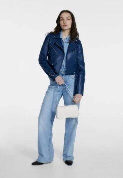 Stradivarius WAVY DETAIL - Handtasche - Off White