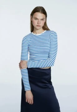 Stradivarius MIT STREIFEN - Langarmshirt - Light Blue