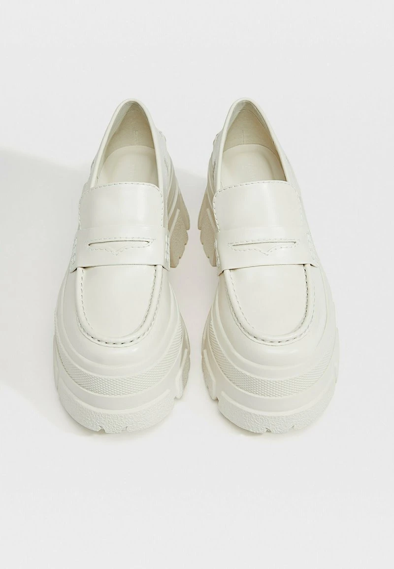 Stradivarius Slipper - Off White 4 Stradivarius Slipper - Off White – Bild 4