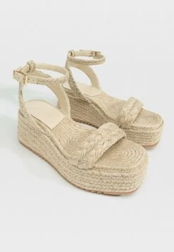 Stradivarius WITH BUCKLES - Keilsandalette - Nude -Stradivarius Deutschland Verkaufs-Shop 8526c13c847e4ed99526910127c2c980