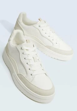Stradivarius CONTRAST - Sneaker Low - White -Stradivarius Deutschland Verkaufs-Shop 854f86b121cd413eaeb11f7e85340b02