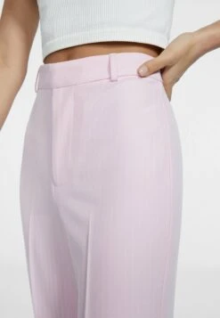 Stradivarius SMART - Stoffhose - Light Pink -Stradivarius Deutschland Verkaufs-Shop 85de1e59fd3c4c0c876a2aa0f88de51d