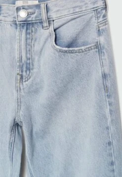 Stradivarius IM FIT - Jeans Straight Leg - Light Blue Denim 11 Stradivarius IM FIT - Jeans Straight Leg - Light Blue Denim -Stradivarius Deutschland Verkaufs-Shop 86f3515039904ff3ade8cce7eb1683aa