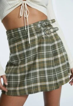 Stradivarius KARIERTER - Wickelrock - Mottled Green 9 Stradivarius KARIERTER - Wickelrock - Mottled Green -Stradivarius Deutschland Verkaufs-Shop 875997c544a0489cb3dd3aaca09abf50