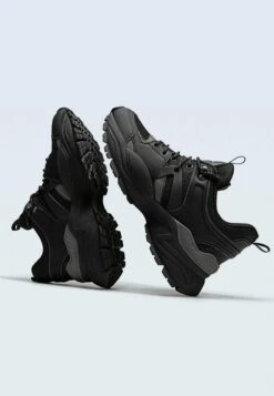 Stradivarius KOMBINIERTE - Sneaker Low - Black -Stradivarius Deutschland Verkaufs-Shop 87d1ab8116054aaea7cb06829adc3805