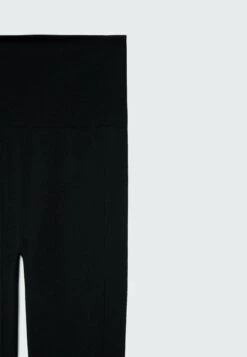 Stradivarius Leggings - Hosen - Black -Stradivarius Deutschland Verkaufs-Shop 8a4bc2afc9e146dfa29a34bafc2f0cda