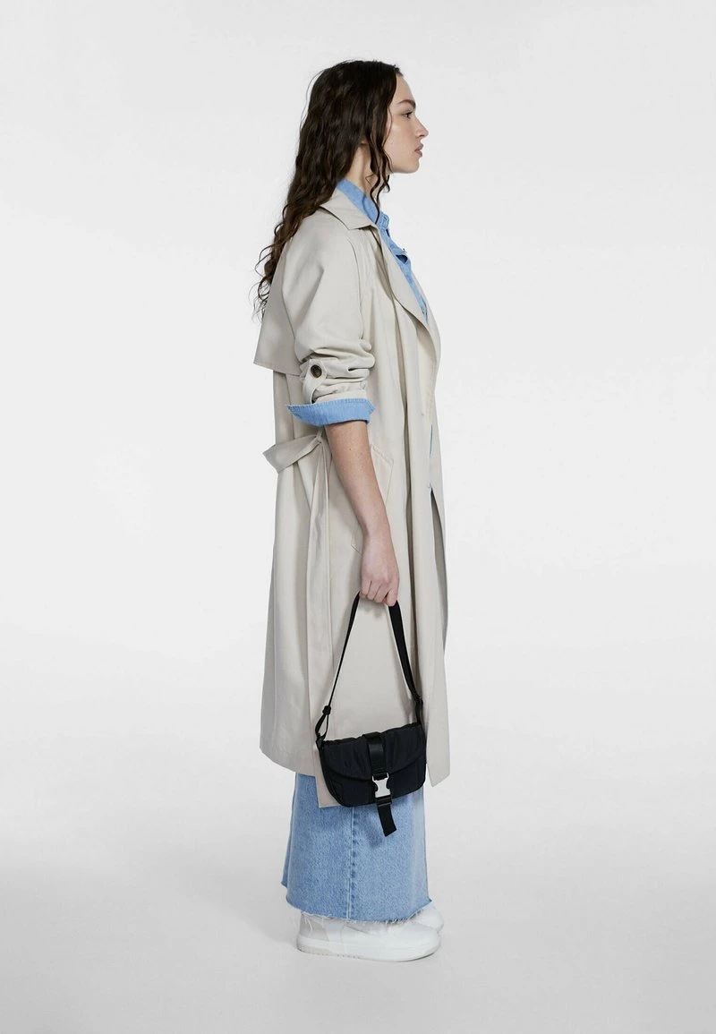 Stradivarius TECHNICAL MINI - Umhängetasche - Black 2 Stradivarius TECHNICAL MINI - Umhängetasche - Black – Bild 2