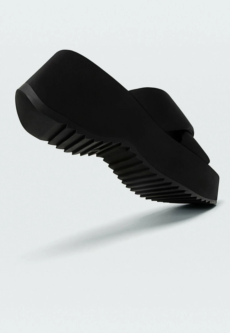 Stradivarius PLATFORM TRACK - Pantolette Hoch - Black 5 Stradivarius PLATFORM TRACK - Pantolette Hoch - Black – Bild 5