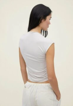 Stradivarius GATHERING - T-Shirt Basic - Stone -Stradivarius Deutschland Verkaufs-Shop 8f44f44e41dd4e94a42d16425a8eb7bd